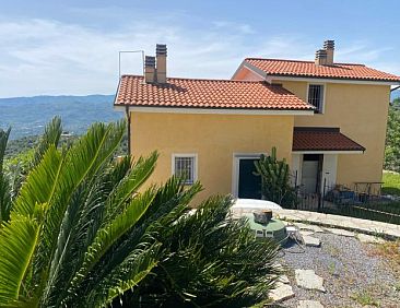 Vrijstaande woning in Imperia