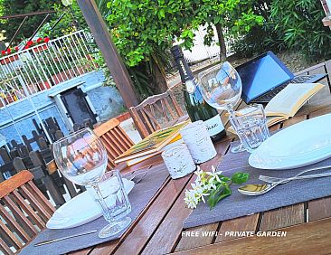 Appartement Wohnung mit Garten, wenige Minuten vom Meer entf