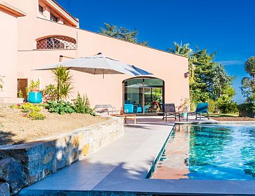 Vrijstaande woning in Sanremo