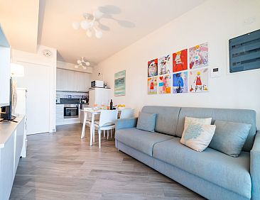 Appartement Perla Abernathy - Haus mit Pool und Garten