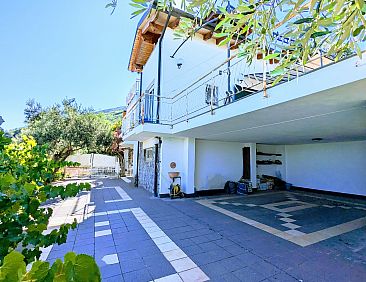 Vrijstaande woning in Alassio