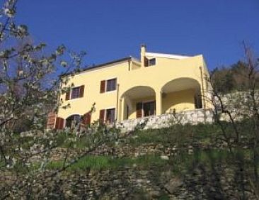 Vrijstaande woning in Finale Ligure