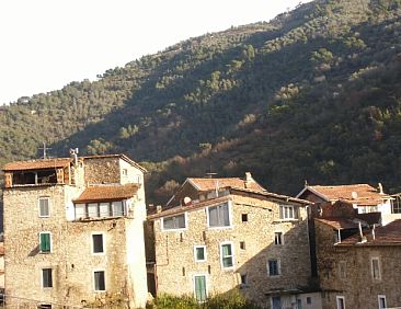Vrijstaande woning in Dolceacqua
