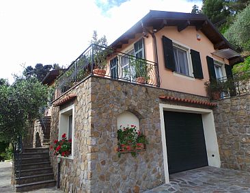 Vrijstaande woning in Dolceacqua