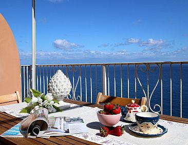 Appartement mit Terrasse