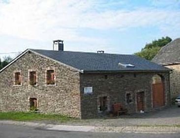 Het Huis Hiernaast