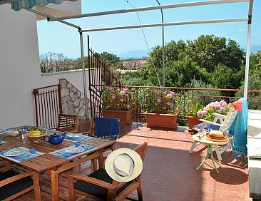 Vakantiehuis Angenehmes Haus in Sperlonga mit privatem Parkp