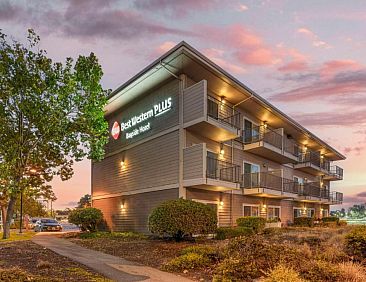 Best Western Plus Bayside Hotel