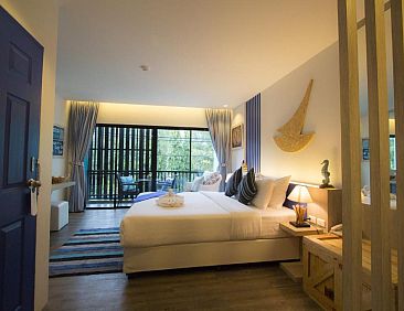 The Blue Pearl Kata Hotel