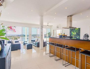 Villa Ginborn 5 bedroom Pool Villa with Sea View in Kata Bea