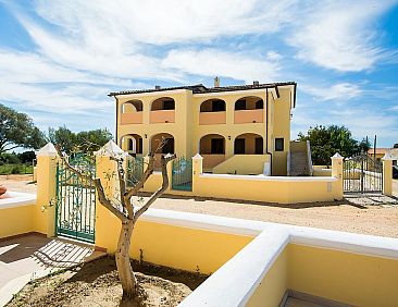 Appartement Apt. Orosei 3A, mit gemeinsamem Schwimmbad