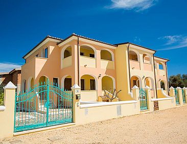 Appartement Apt. Orosei 2C, mit gemeinsamem Schwimmbad