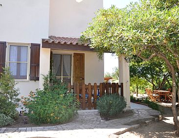 Appartement Lubagnu Vacanze- Drei-Zimmer-Wohnung A