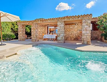 Appartement Villetta Corallo mit Aussicht und wenige Meter v