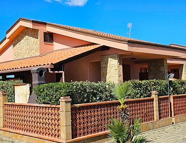 Vakantiehuis Ferienvilla mit Wasserblick