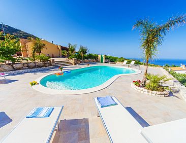 Vakantiehuis 'Mamma Ninetta' mit privatem Pool