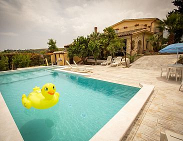 Vakantiehuis "Guidaloca" mit Infinity-Pool