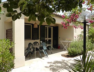 Vakantiehuis Schöner zentraler Bungalow direkt am Sandstran