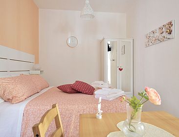 Appartement Romantisches Zimmer mit Jacuzzi