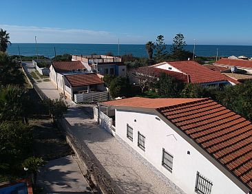 Appartement Edoné, Wohnung mit Blick auf einen Sandstrand