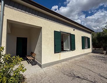 Vrijstaande woning in Scillato