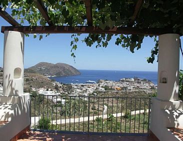 Appartement Panorama-Villa auf den Äolischen Inseln ab 773