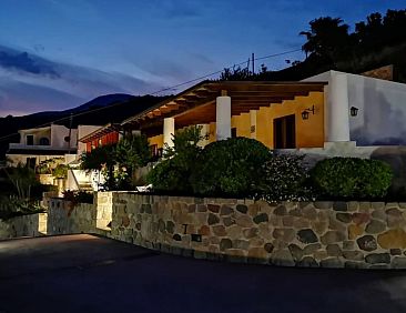 Appartement Wohnung 'Ginestra' mit Terrasse