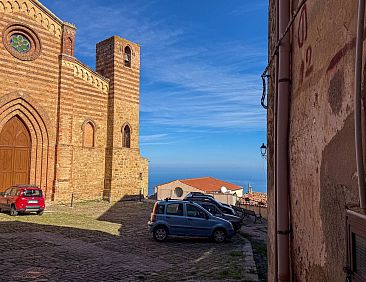Vrijstaande woning in Pollina