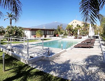 Vakantiehuis Haus in Calatabiano mit privatem Parkplatz