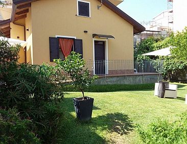 Vakantiehuis mit Terrasse, Garten und Grill