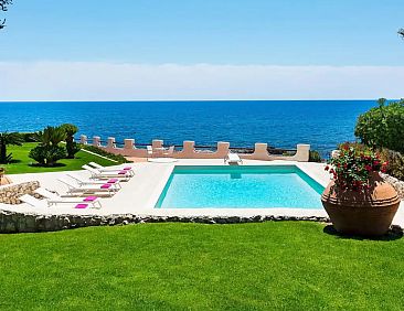 Villa Maura
