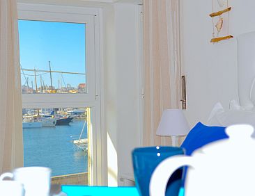 Appartement "Rivamare Loft" mit Waschmaschine und Geschirrsp