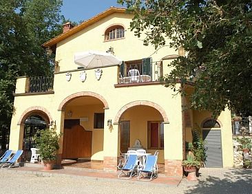 Appartement Flache Pineta mit Tennisplatz