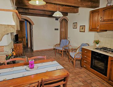 Appartement Wohnung in einem historischen Steinhaus