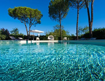 Vakantiehuis Villa mit Garten und privatem Pool