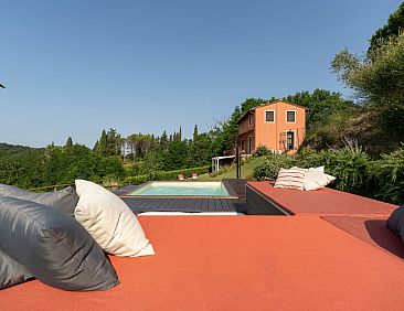 Vakantiehuis Wunderschöne Villa mit privatem Pool und Whirl