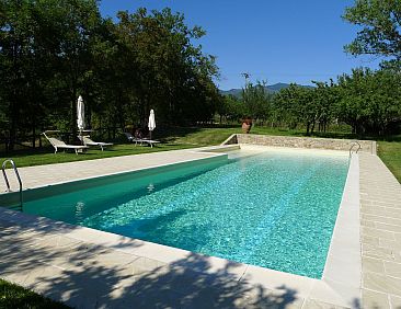 Appartement Geräumige Wohnung mit 3 Schlafzimmern und 3 Bä