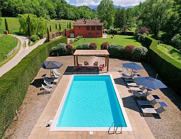 Vakantiehuis Villa mit privatem Pool und Wellnessbereich