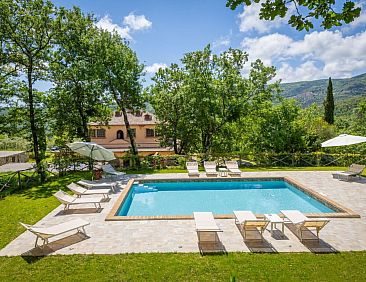 Vakantiehuis Villa mit privatem Pool in der Nähe von Bolghe