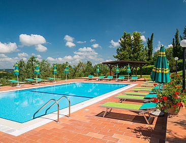 Appartement Drei-Zimmer-Wohnungen Borgo Collelungo, erster S