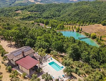 Huis met privé zwembad en bubbelbad