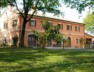 Vakantiehuis in der Gegend zwischen Meer und Berghang