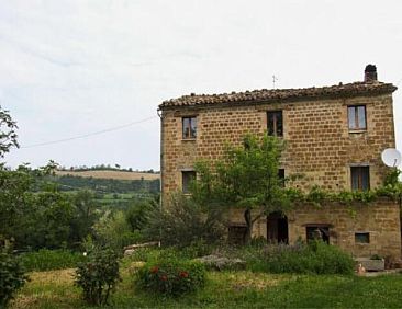 Vrijstaande woning in Gualdo Tadino, Nocera Umbra