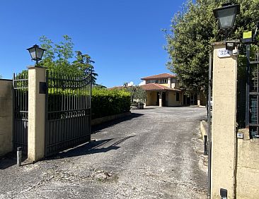 Vrijstaande woning in Terni