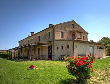 Vrijstaande woning in Ostra