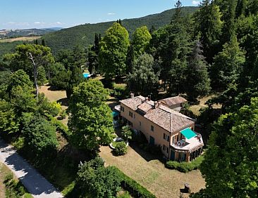 Vrijstaande woning in Arcevia