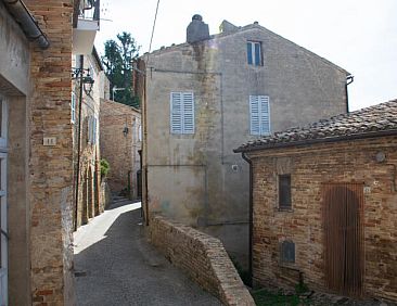 Vrijstaande woning in Monterubbiano