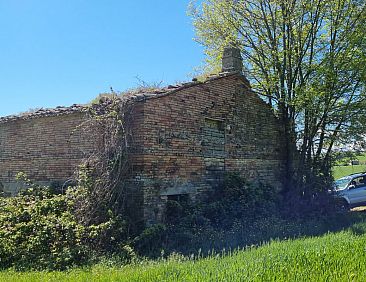 Vrijstaande woning in Loro Piceno