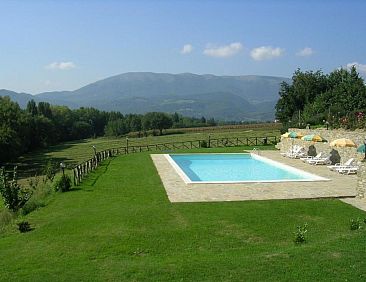 Appartement Rustikale Eleganz mit Blick auf die umbrische La