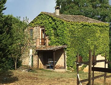 Appartement Unabhaengige Wohnung in Amelia mit Grill und Gar